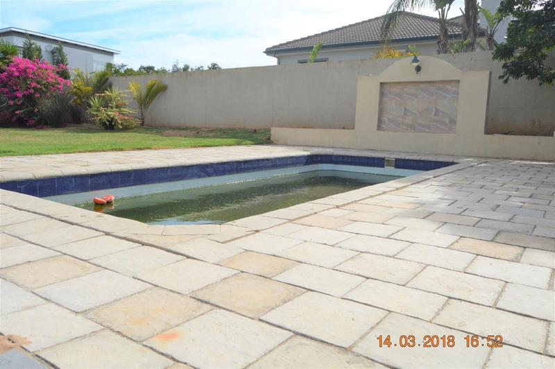 To Let 6 Bedroom Property for Rent in Kleinbron Estate Western Cape